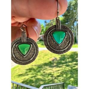 Silpada 925 Sterling Silver Green Agate Tribal Medallion Drop Earrings Cowgirl